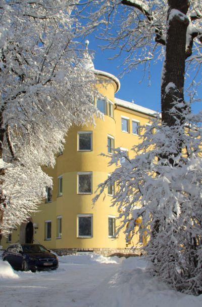 HAK HALL WINTER